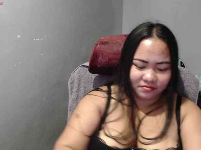 BubbleButtPinay webcam