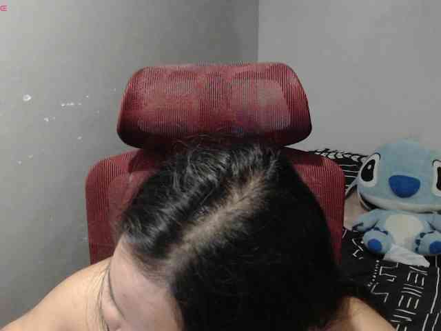 BubbleButtPinay webcam