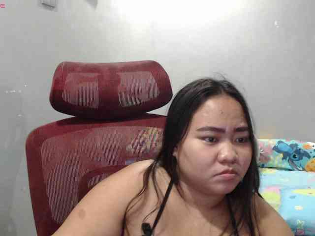 BubbleButtPinay webcam