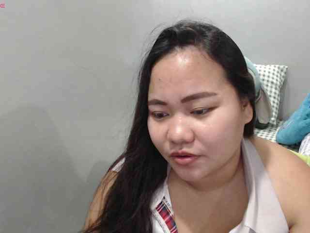 BubbleButtPinay webcam