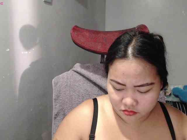 BubbleButtPinay webcam