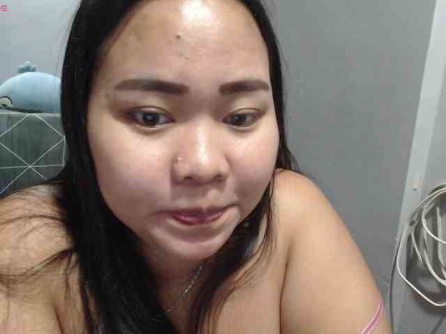 BubbleButtPinay webcam