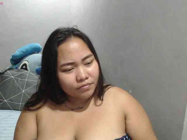 BubbleButtPinay webcam