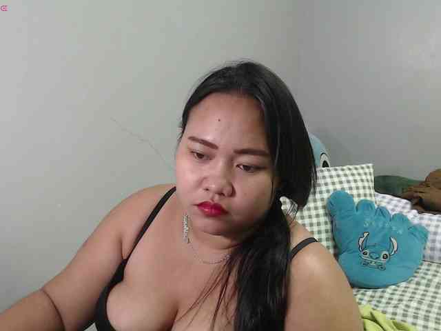 BubbleButtPinay webcam