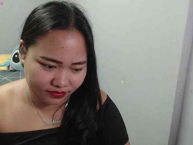 BubbleButtPinay webcam