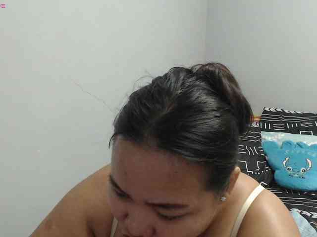 BubbleButtPinay webcam