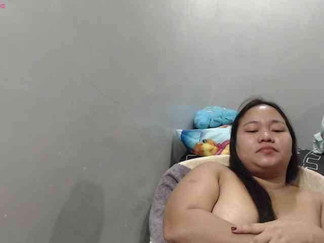 BubbleButtPinay webcam