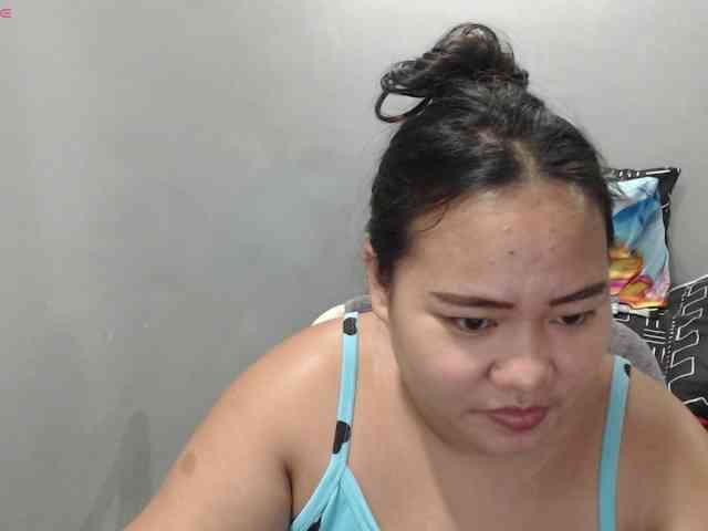 BubbleButtPinay webcam