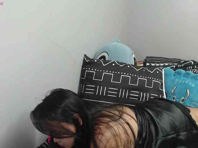BubbleButtPinay webcam