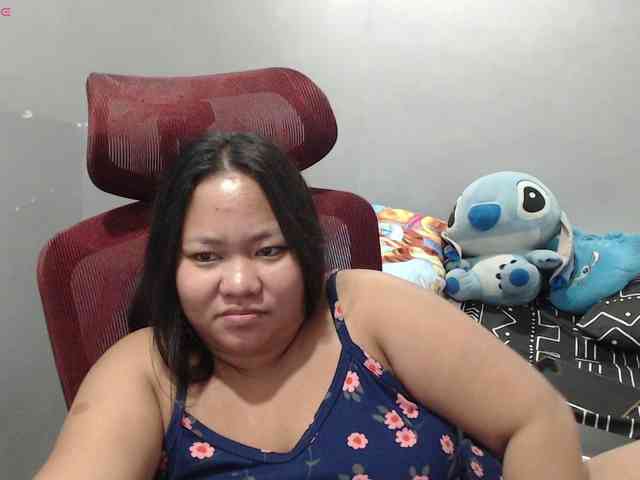 BubbleButtPinay webcam