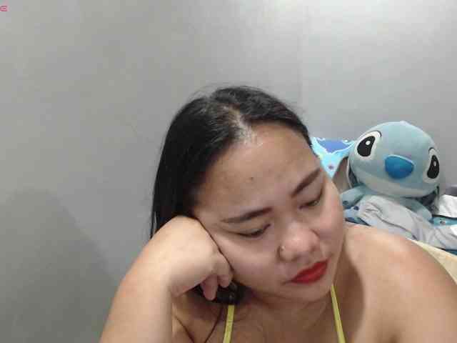 BubbleButtPinay webcam