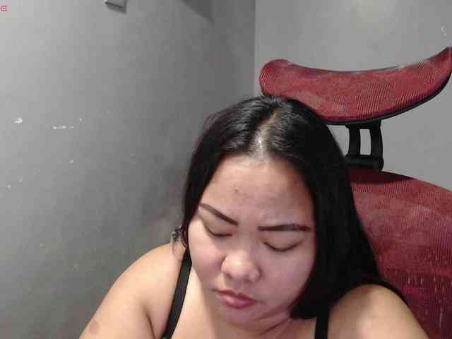 BubbleButtPinay webcam