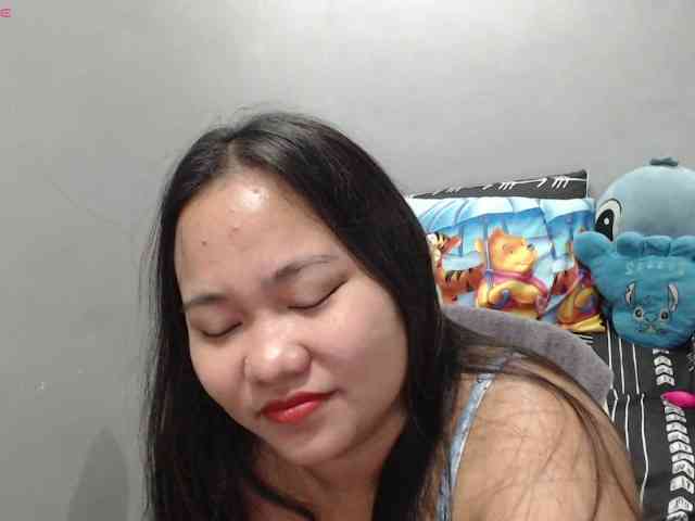 BubbleButtPinay webcam