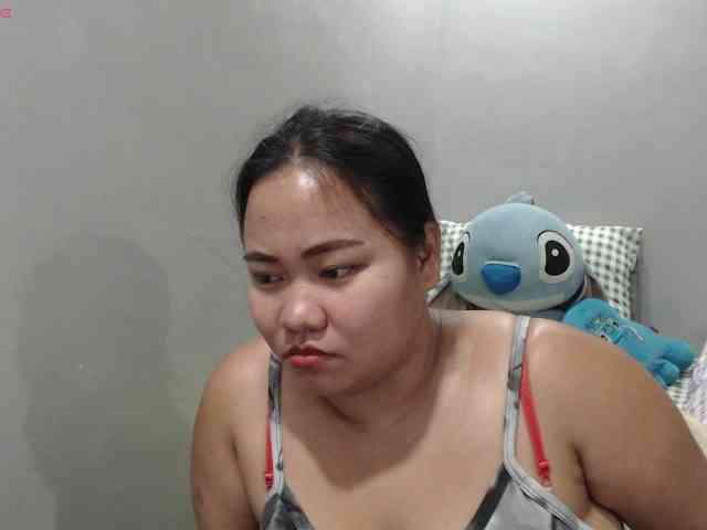 BubbleButtPinay webcam