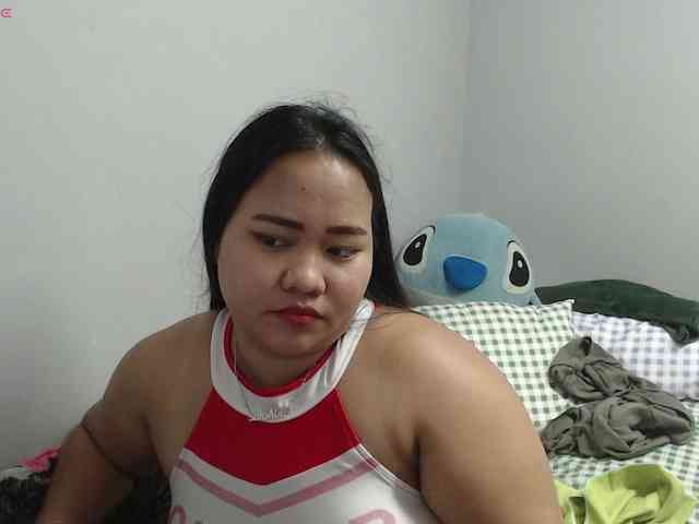 BubbleButtPinay webcam