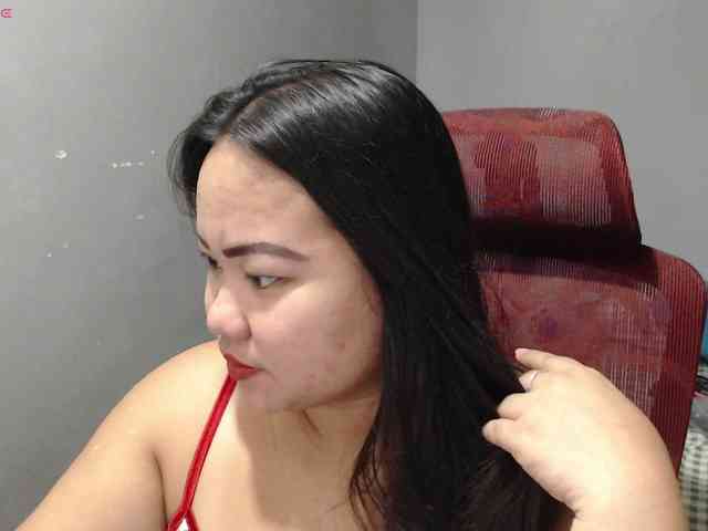 BubbleButtPinay webcam