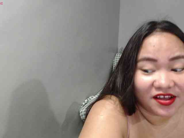 BubbleButtPinay webcam