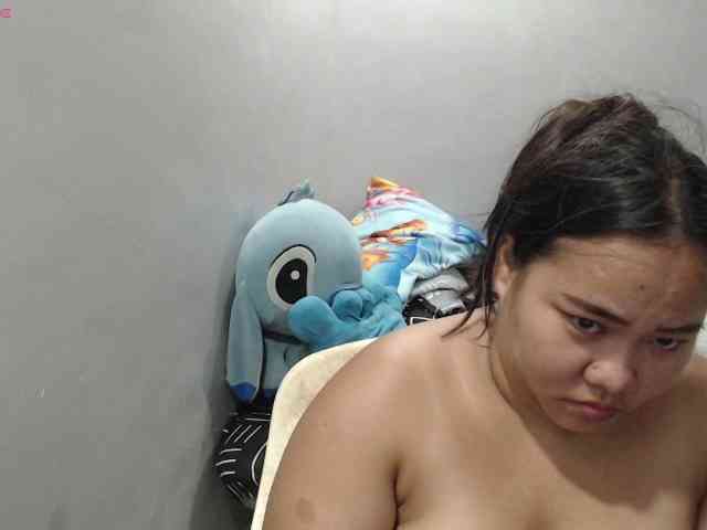 BubbleButtPinay webcam