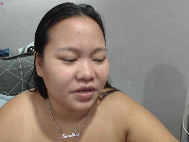 BubbleButtPinay webcam