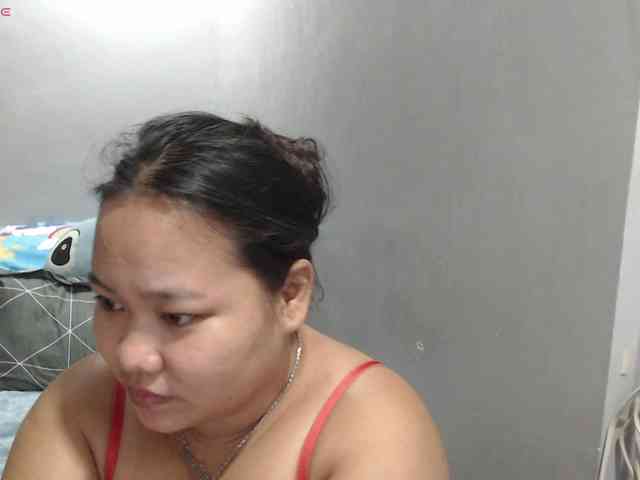 BubbleButtPinay webcam