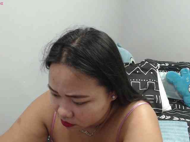 BubbleButtPinay webcam