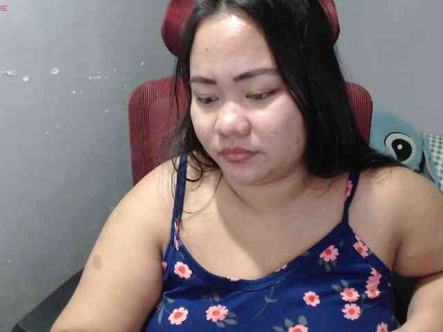 BubbleButtPinay webcam