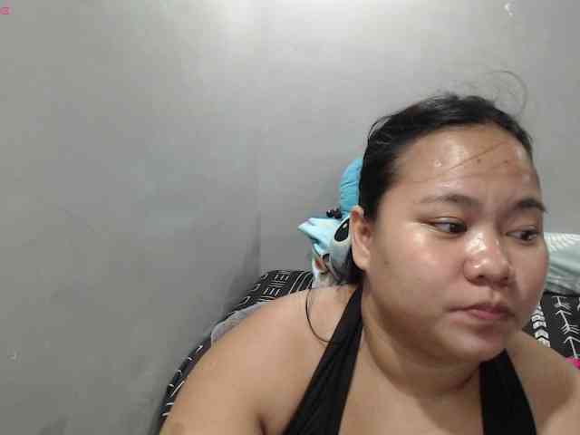 BubbleButtPinay webcam