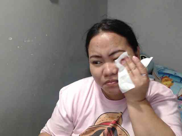 BubbleButtPinay webcam