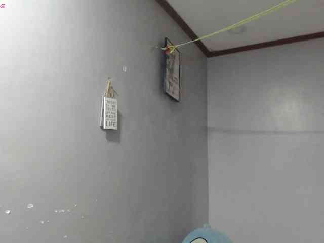 BubbleButtPinay webcam