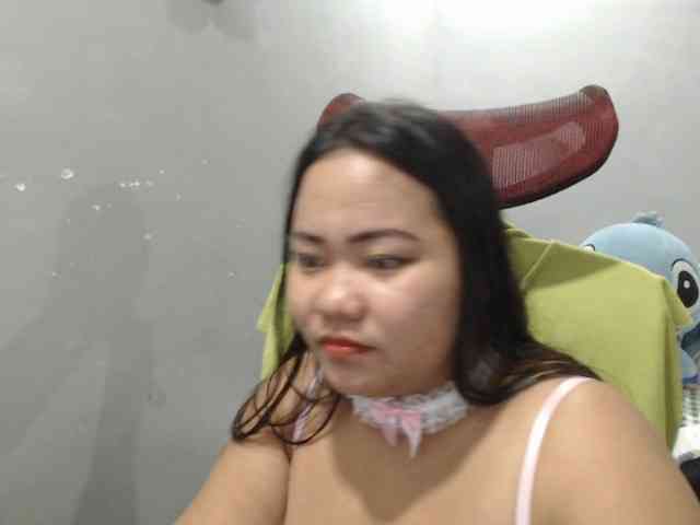 BubbleButtPinay webcam