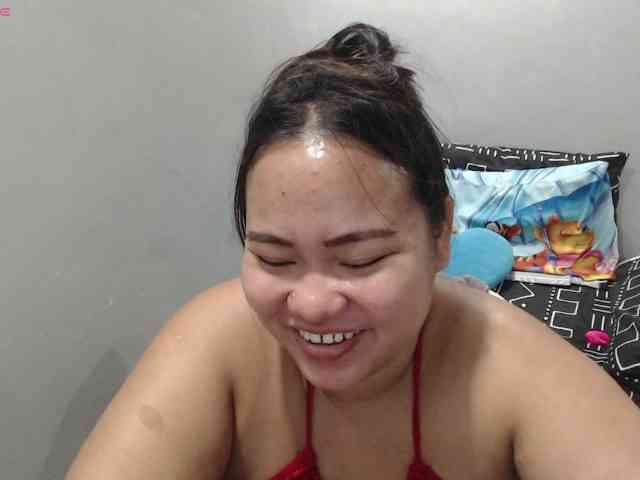 BubbleButtPinay webcam