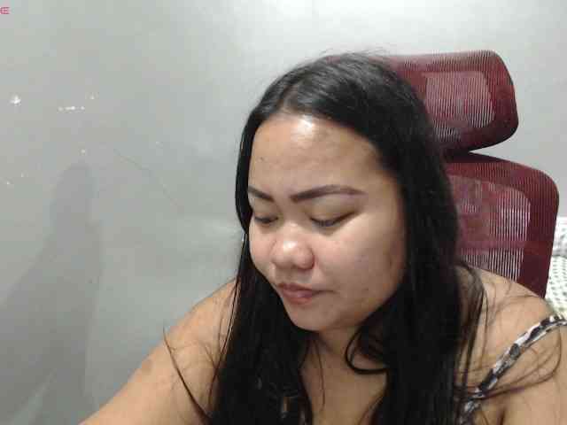 BubbleButtPinay webcam