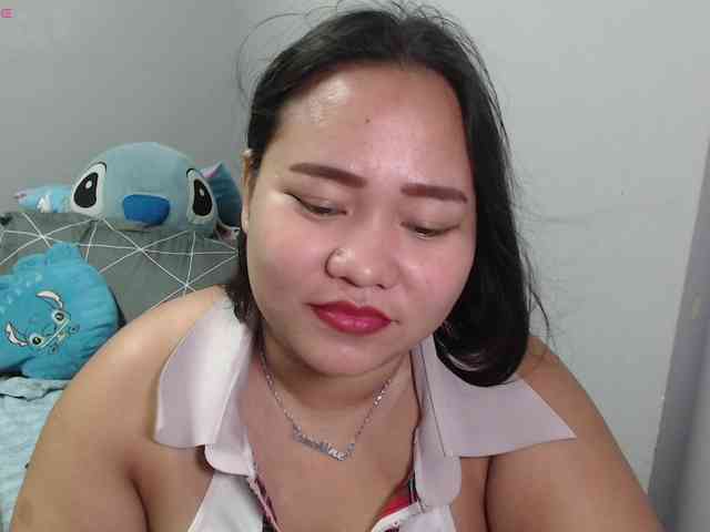 BubbleButtPinay webcam