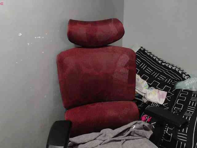 BubbleButtPinay webcam