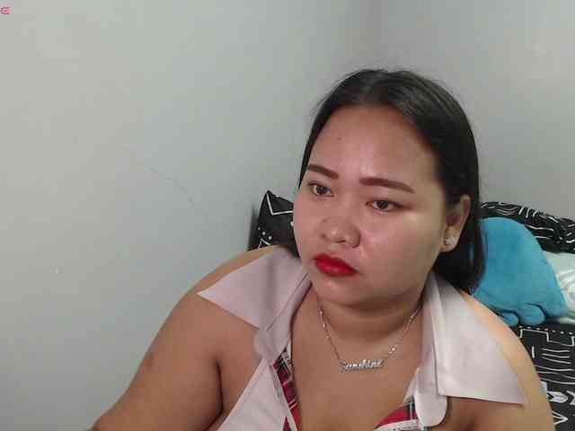 BubbleButtPinay webcam