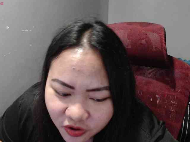 BubbleButtPinay webcam