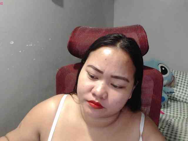 BubbleButtPinay webcam