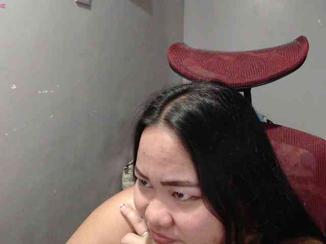 BubbleButtPinay webcam