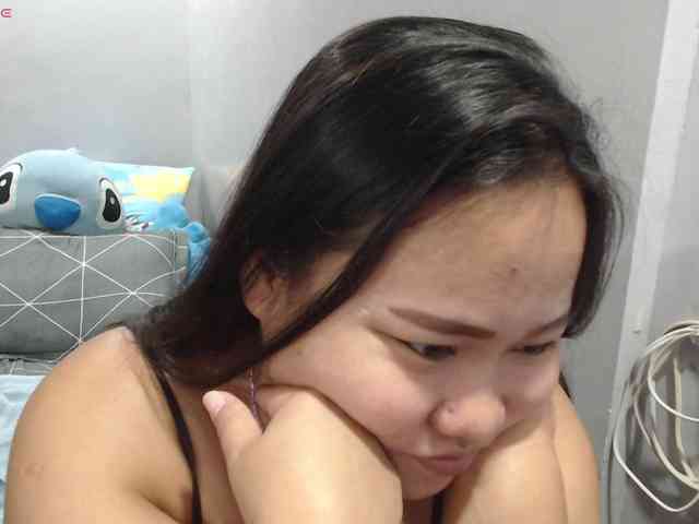 BubbleButtPinay webcam