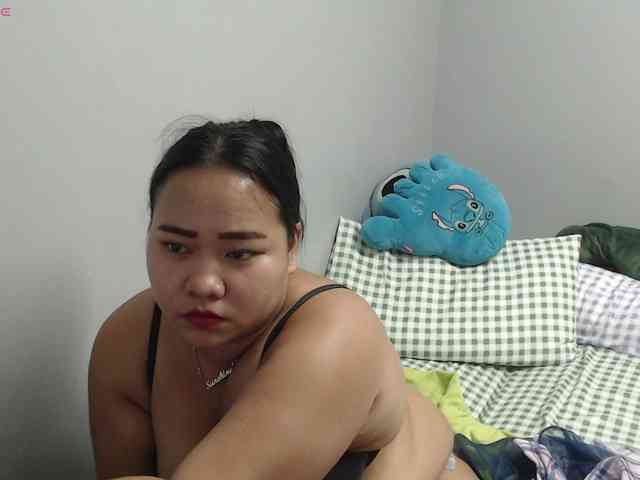 BubbleButtPinay webcam