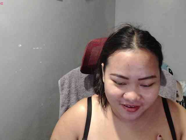 BubbleButtPinay webcam