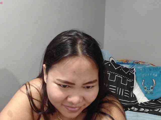 BubbleButtPinay webcam
