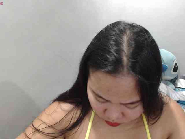 BubbleButtPinay webcam