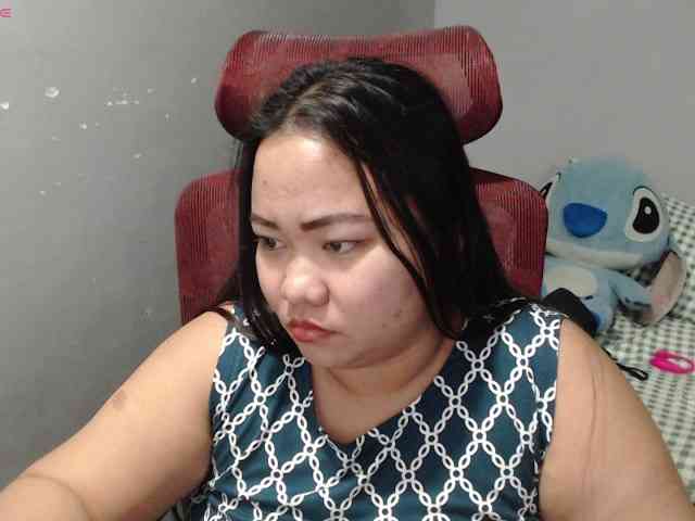 BubbleButtPinay webcam