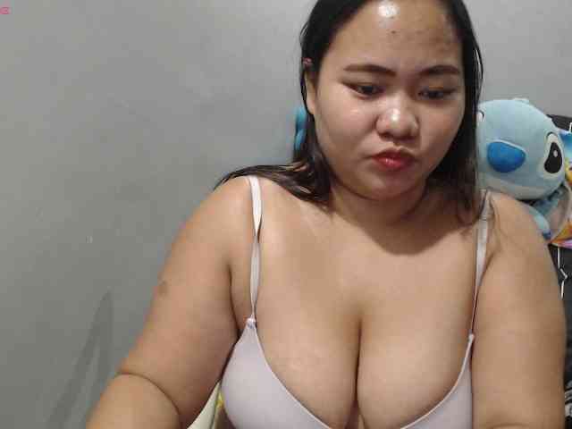 BubbleButtPinay webcam