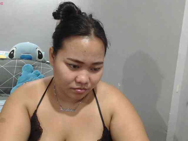 BubbleButtPinay webcam