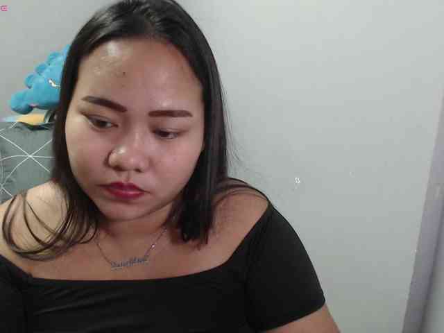 BubbleButtPinay webcam