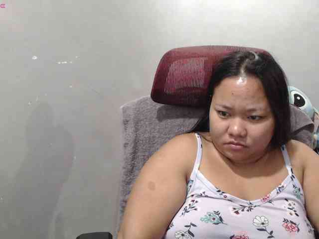 BubbleButtPinay webcam