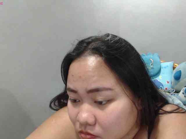 BubbleButtPinay webcam