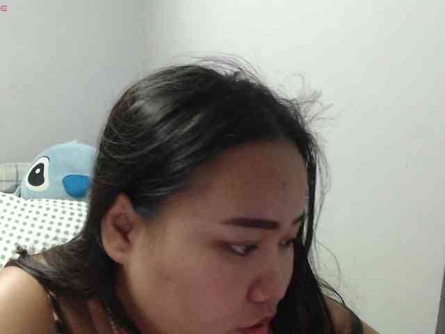 BubbleButtPinay webcam